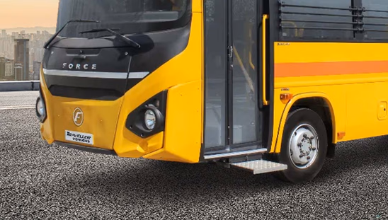 Force School Bus 5200WB - Bumper