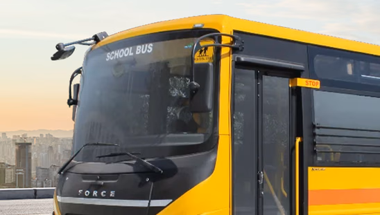 Force School Bus 5200WB - Windshield