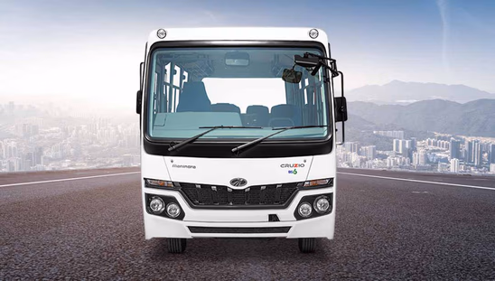 Mahindra Cruzio - Front
