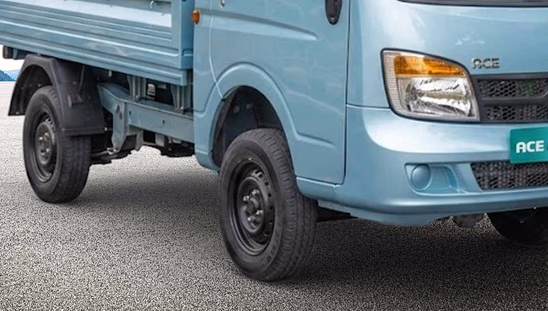 Tata Ace EV 1000 - Tyres