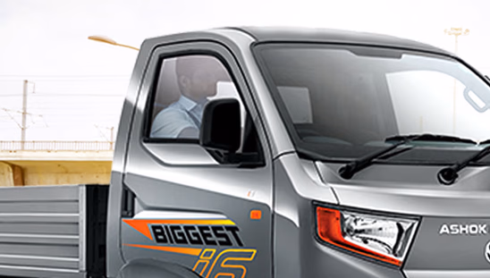 Ashok Leyland Bada Dost i6 - Door