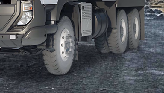 Eicher Pro 8028XM - Tyre