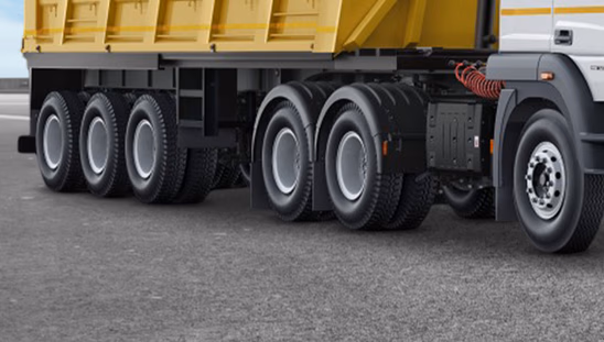 BharatBenz 5532T 6X4 - Tyre