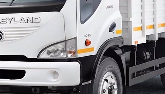 Ashok Leyland Boss 1815 - Headlight