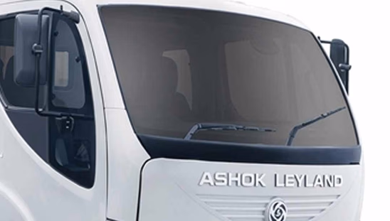Ashok Leyland Boss 1815 - Windshield