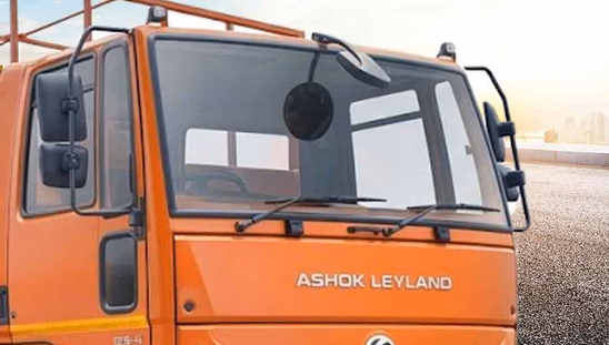 Ashok Leyland Ecomet Star 1615 HE - Windshield
