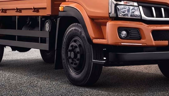 Mahindra Furio 14 HD - Tyre