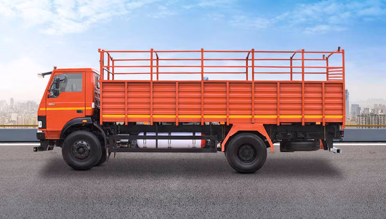 LPT 1612G CNG - Left