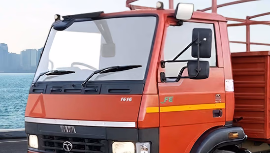 Tata LPT 1616 - Door