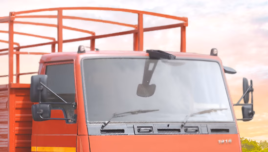 Tata LPT 1816 - Windshield
