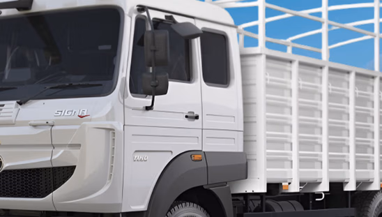 Tata Signa 3125.T - Door