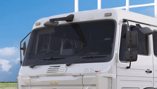 Tata Signa 3125.T - Windshield