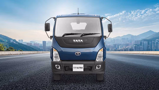 Tata Ultra T.7 - Front