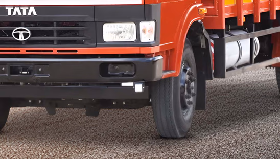 Tata LPT 1109G - Headlight
