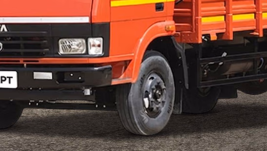 Tata LPT 912 - Headlight