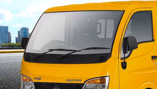 Tata Magic Express-Windshield