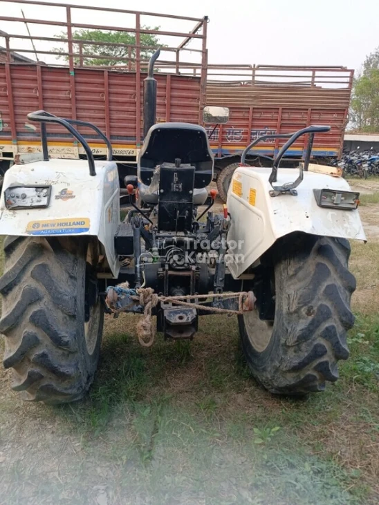 न्यू हॉलैंड 3032 NX Second Hand Tractor