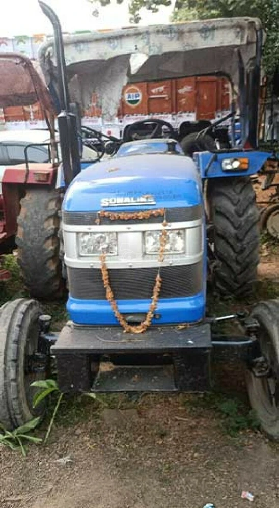 Sonalika Sikander DI 745 III Second Hand Tractor