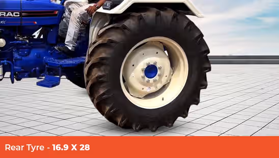 FARMTRAC 6055 E-CRT-Rear Tyre