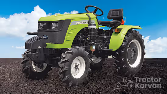प्रीत 2549 4WD Tractor in Farm