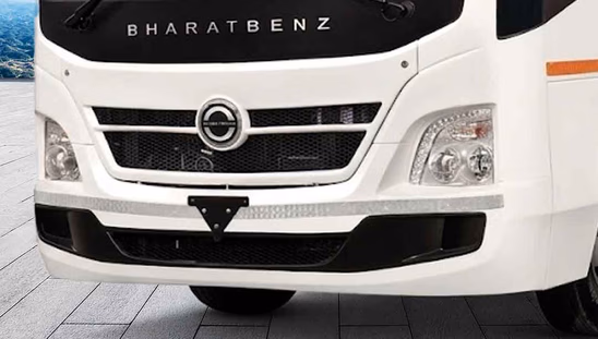BharatBenz Staff 1017 - Headlights