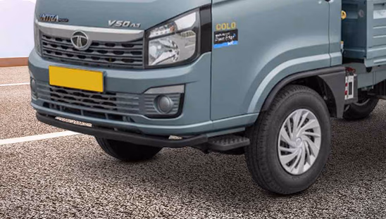 Tata Intra V50 Gold - Bumper