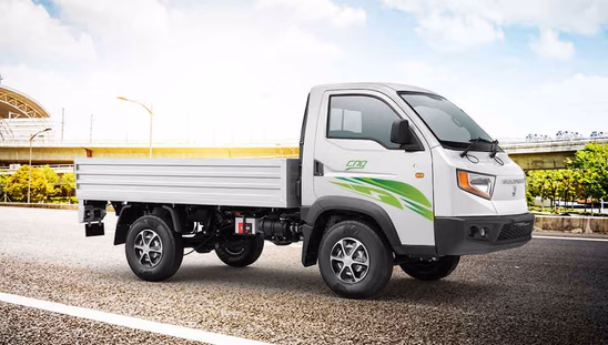Ashok Leyland Bada Dost CNG - Right