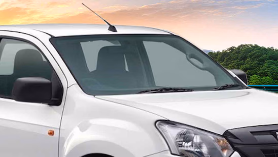 Isuzu S Cab-Windshield