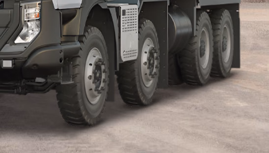 Eicher Pro 8035XM - Tyres
