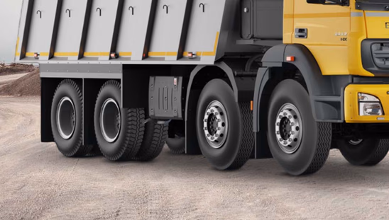 BharatBenz 3532C HX - Tyres