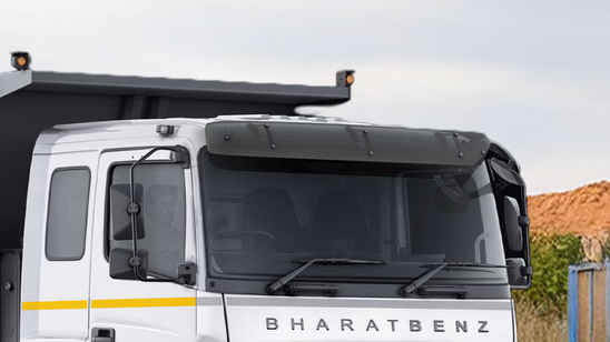 BharatBenz 4228RT - Windshield