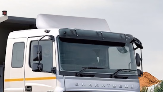 BharatBenz 4828RT - Windshield