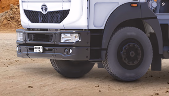 Tata Signa 2830.K - Bumper