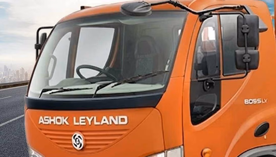 Ashok Leyland Boss 1415 HB - Windshield