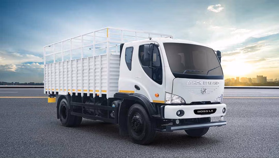 Ashok Leyland Boss 1815 - Right