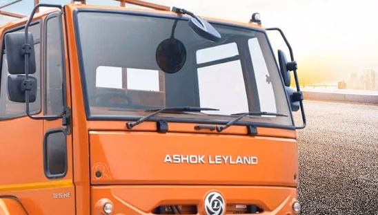 Ashok Leyland Ecomet Star 1115 HE - Windshield
