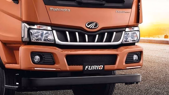 Mahindra Furio 14 HD - Headlights