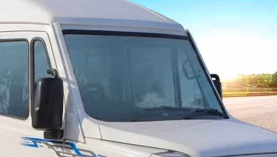 Force Traveller-Windshield