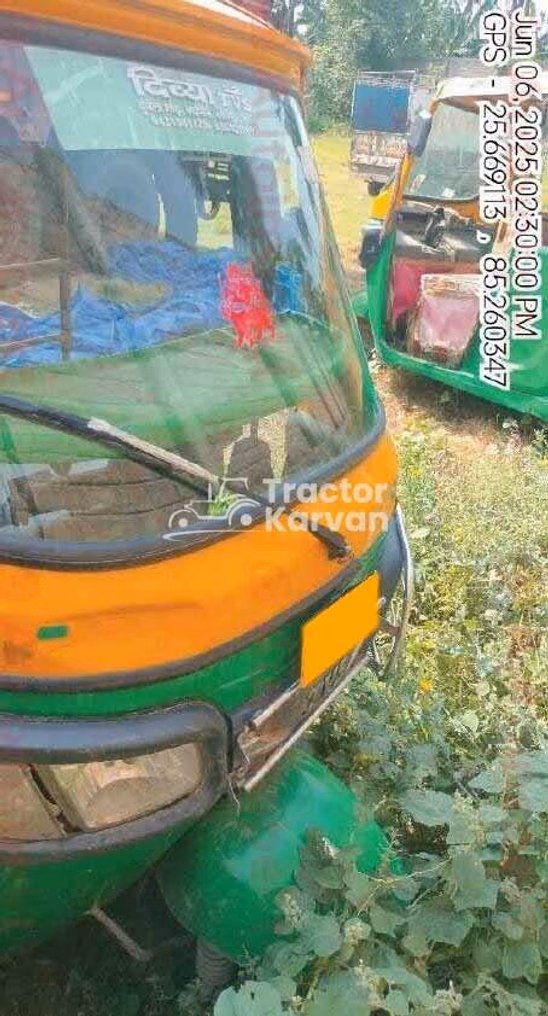 टीवीएस किंग दुरामैक्स पुराने कमर्शियल व्हीकल