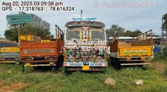 Ashok Leyland 3118 Used Commercial Vehicle