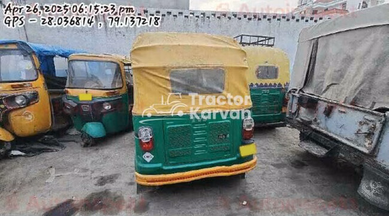 टीवीएस किंग दुरामैक्स पुराने कमर्शियल व्हीकल
