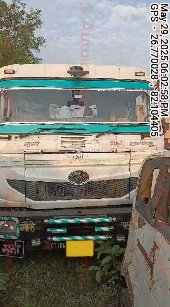 टाटा LPS 4018 पुराने कमर्शियल व्हीकल