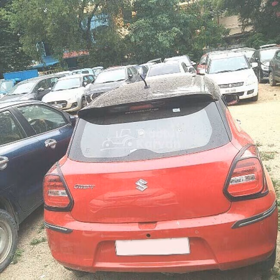 मारुति सुजुकी स्विफ्ट वीएक्सआई पुरानी कारें देखें