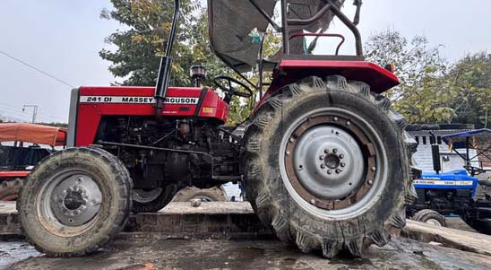 मैसी फर्ग्यूसन 241 DI Second Hand Tractor