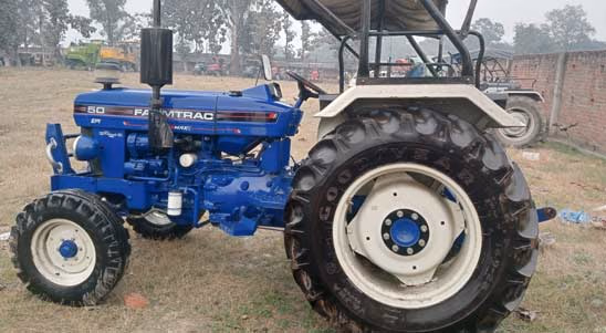 फार्मट्रैक 50 पॉवरमैक्स Second Hand Tractor