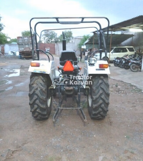 न्यू हॉलैंड 3032 NX Second Hand Tractor