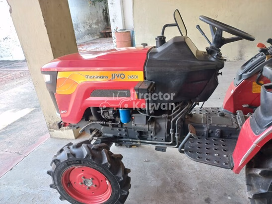 महिंद्रा जीवो 245 DI 4WD  Second Hand Tractor