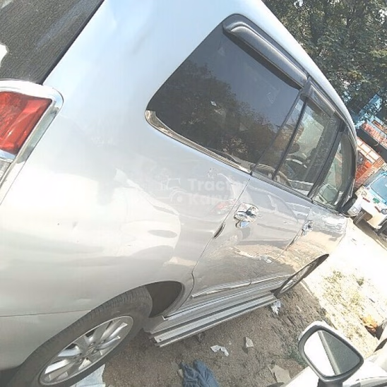 Toyota Innova 2.5 G View Used Car