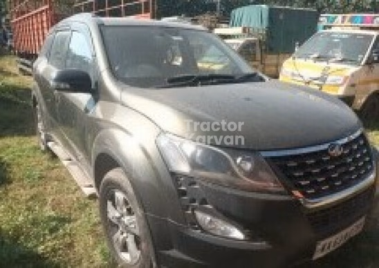 Mahindra 
                                                                XUV500 W8 View Used Car