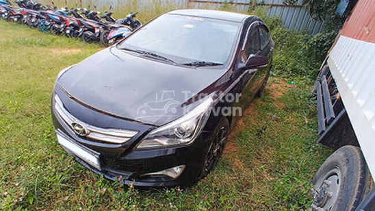 हुंडई वर्ना एसएक्स पुरानी कारें देखें